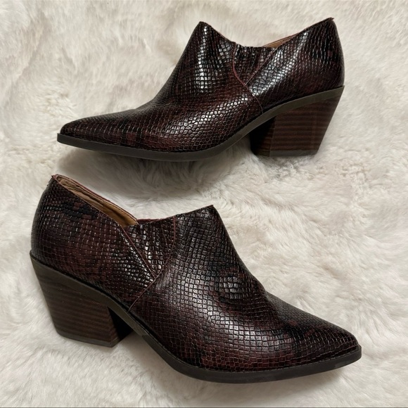 LUCKY BRAND Tabea Western Snake Leather Ankle Bootie Brown 7.5 - Picture 4 of 8